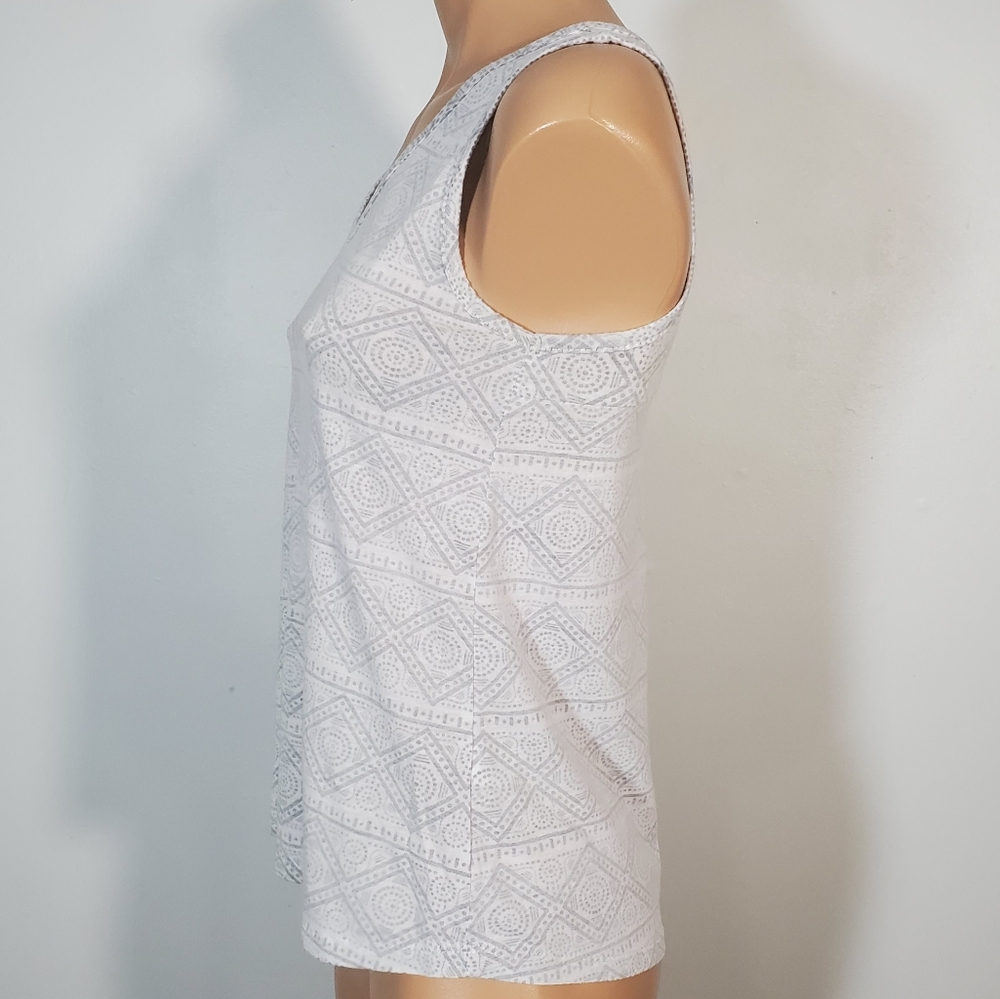 Awake White Geometric Pattern Tank Top - Picture 2 of 5